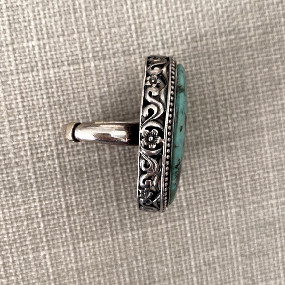 Monumental Turquoise & Sterling Silver Statement Ring - Picture 2 of 4